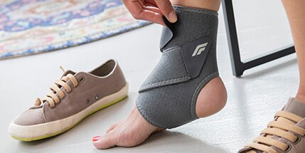 Adjustable ankle support
